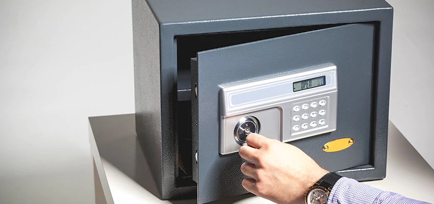 Jewelry Safe Unlocking Service in Mecca, California