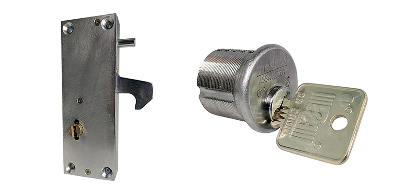 RR Fence Gates Brink Locks Repair in Mecca, California